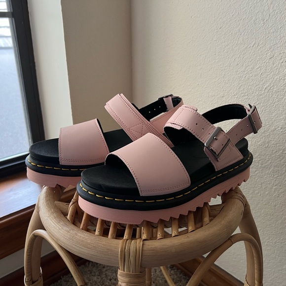 Dr. Martens Voss Pink Sandals (New w/o box)!! - Picture 3 of 8